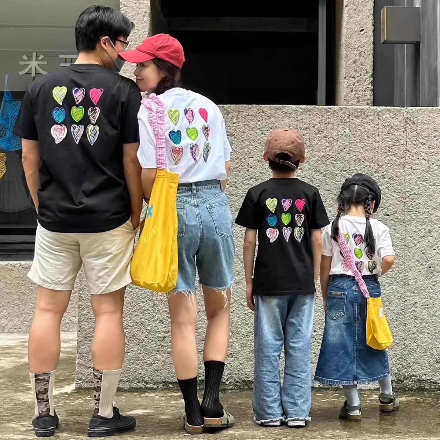 親子ペアルック バックハートTシャツ