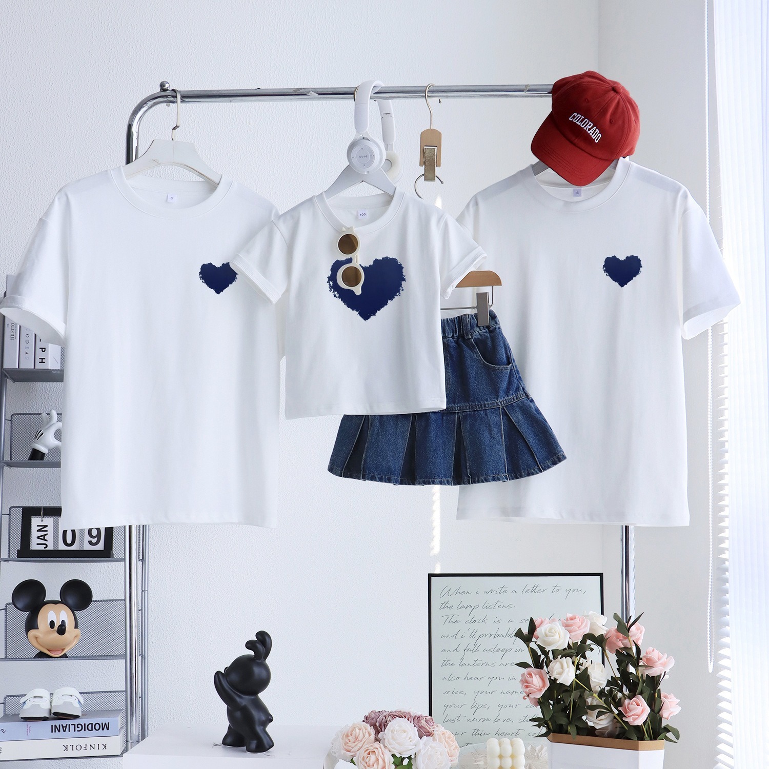 親子ペアルック ペイントタッチハート 白Tシャツ