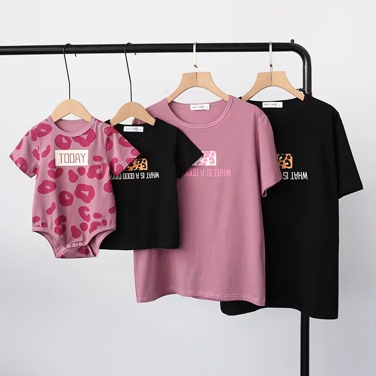 親子ペアルック レオパードアクセント Tシャツ・ロンパース