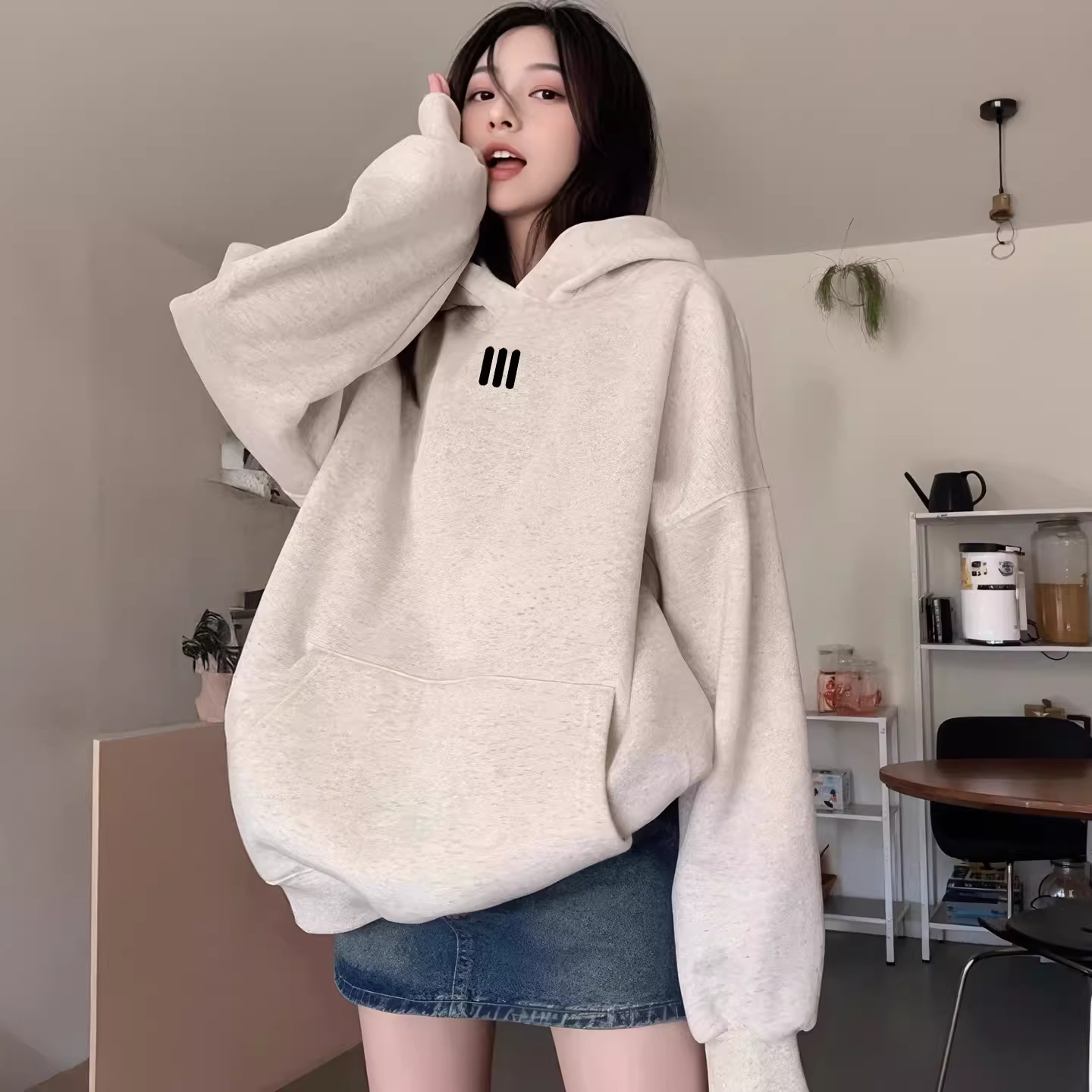 カップルペアルック ミニマルライン ロゴフーディパーカー ユニセックス