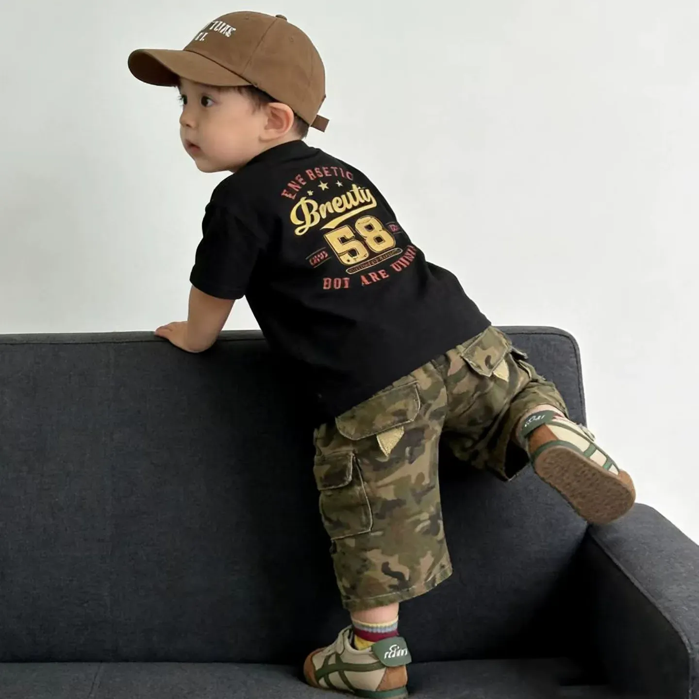 親子ペアルック ヴィンテージ風 カレッジロゴTシャツ