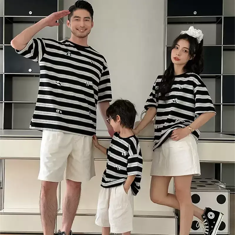 親子ペアルック ころころパンダのモノトーンボーダーTシャツ