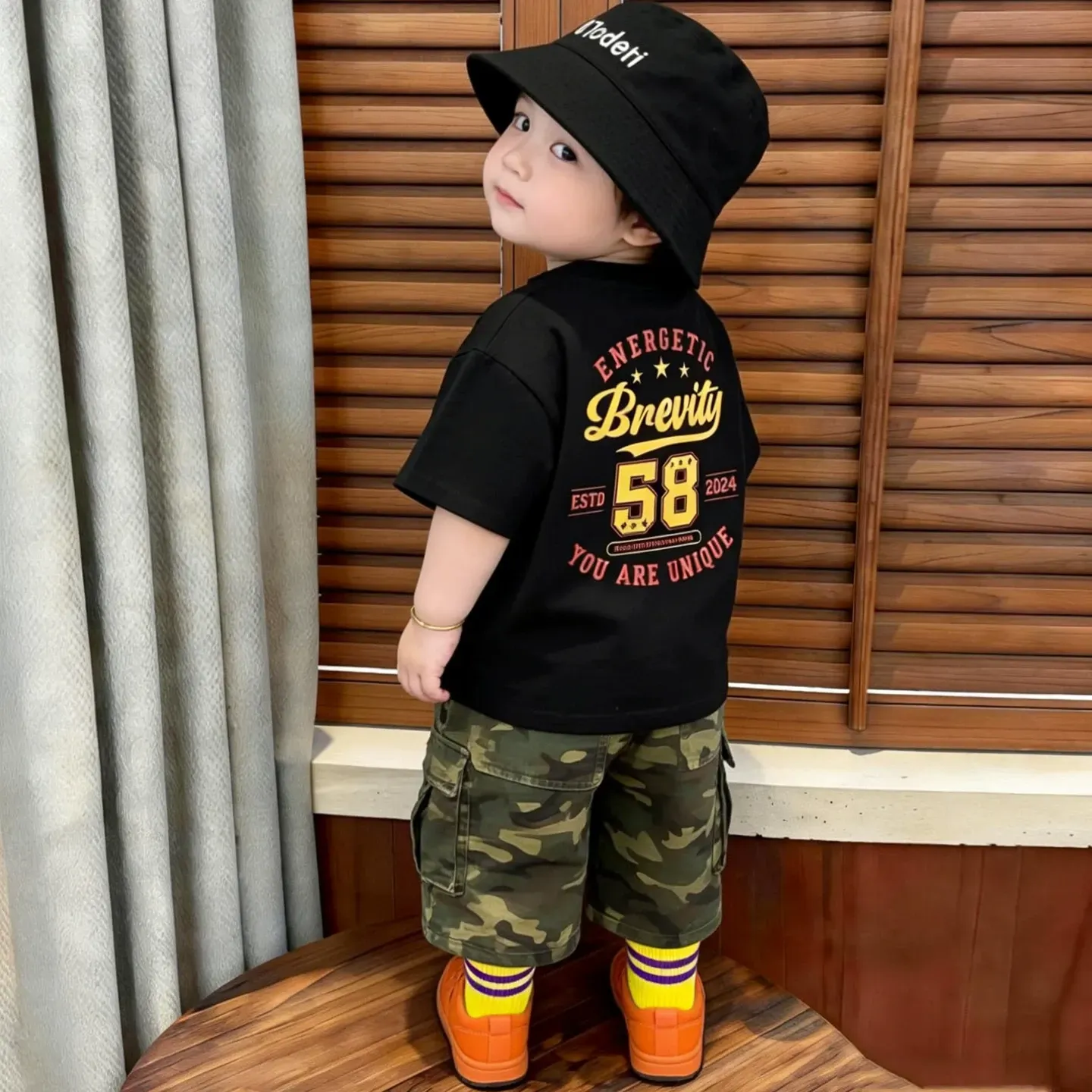 親子ペアルック ヴィンテージ風 カレッジロゴTシャツ