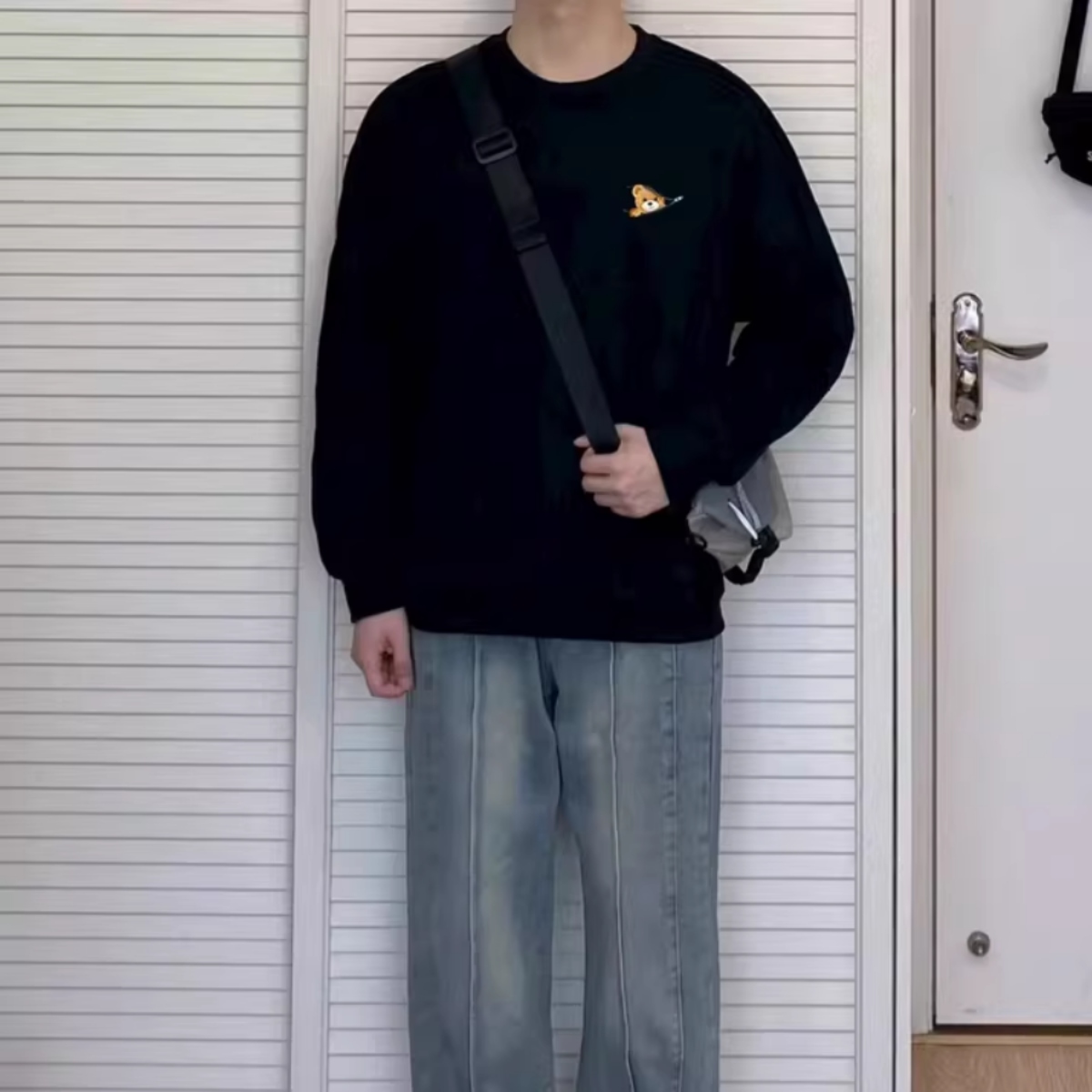 カップルペアルック ジップから覗くスマイルベアトレーナー ユニセックス