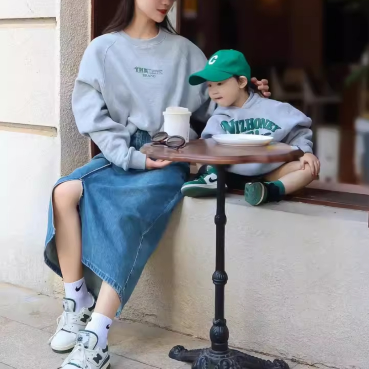 親子ペアルック グリーンロゴ パーカー トレーナー