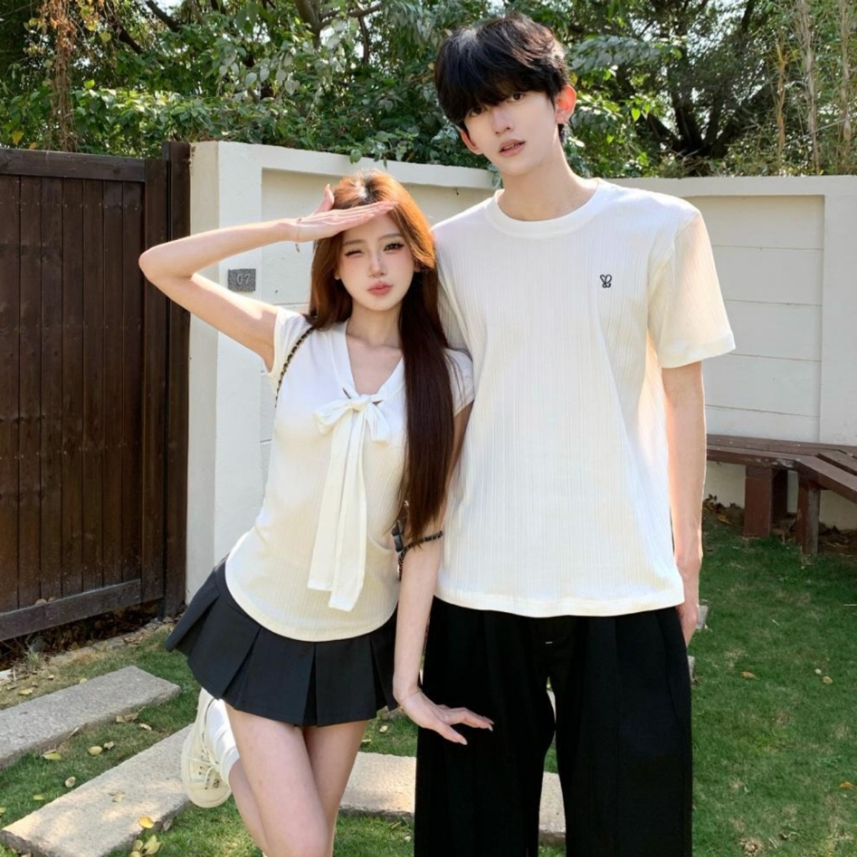 カップルペアルック ワンポイント刺繍 Tシャツ＆ボウタイトップス
