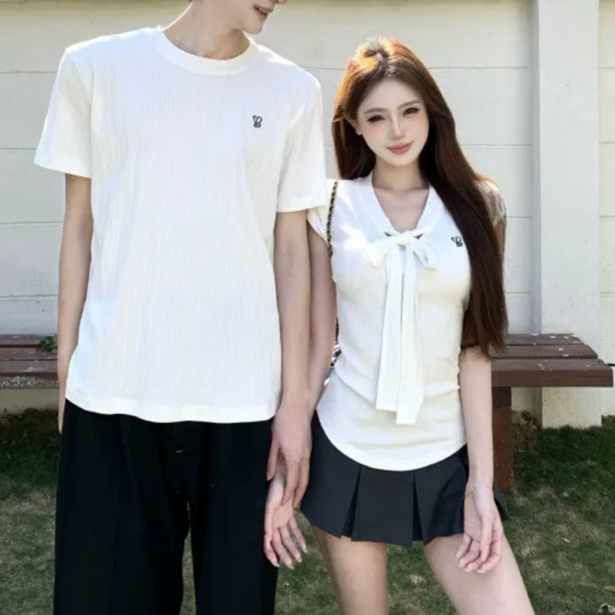 カップルペアルック ワンポイント刺繍 Tシャツ＆ボウタイトップス