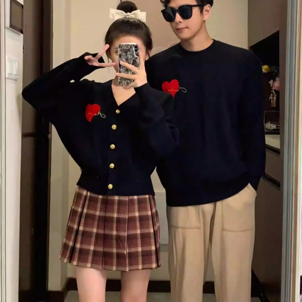 カップルペアルック ハート刺繍ニット・カーディガン