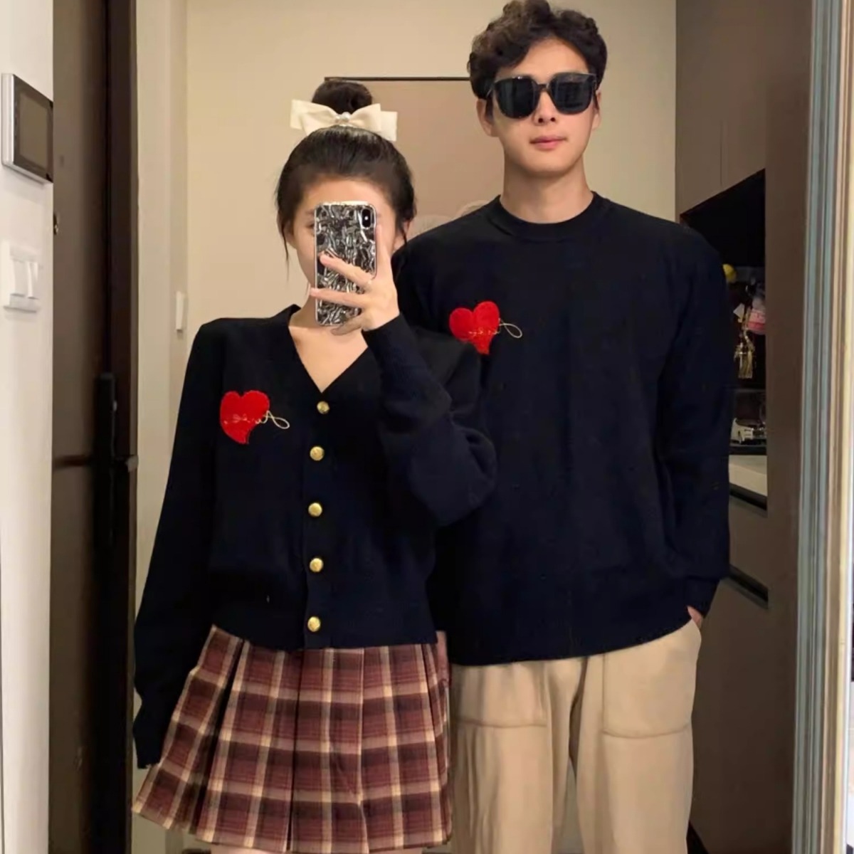 カップルペアルック ハート刺繍ニット・カーディガン