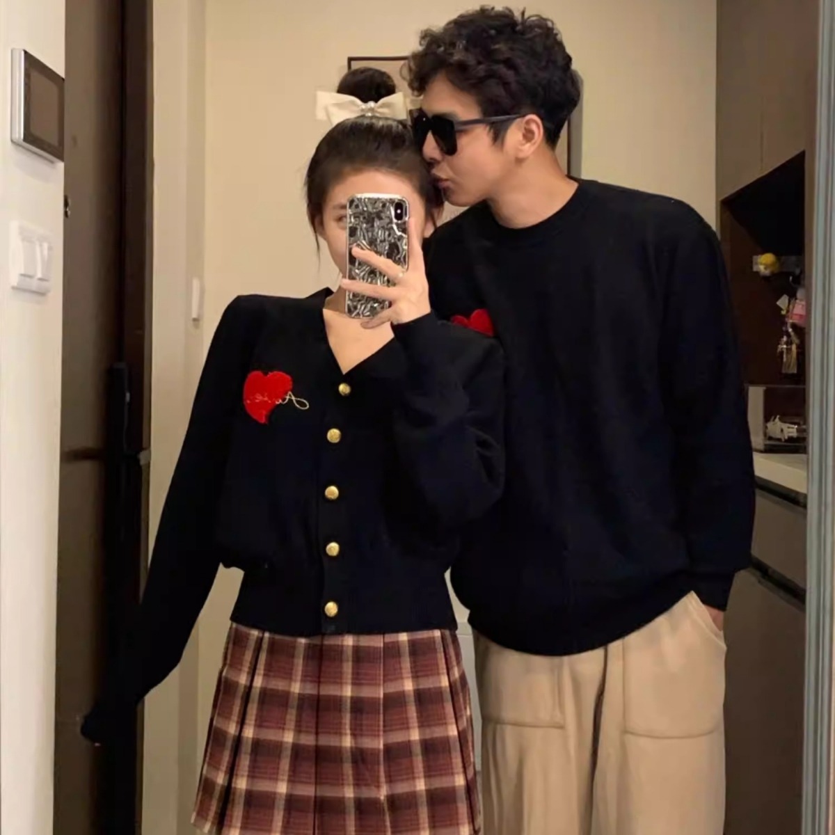 カップルペアルック ハート刺繍ニット・カーディガン