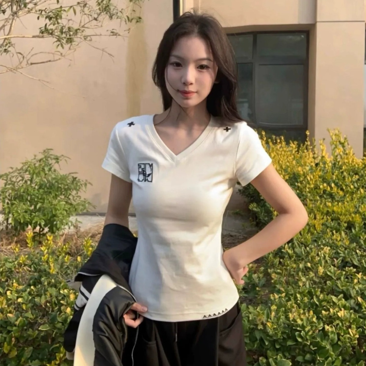 カップルペアルック ミニマルリンク刺繍Tシャツ