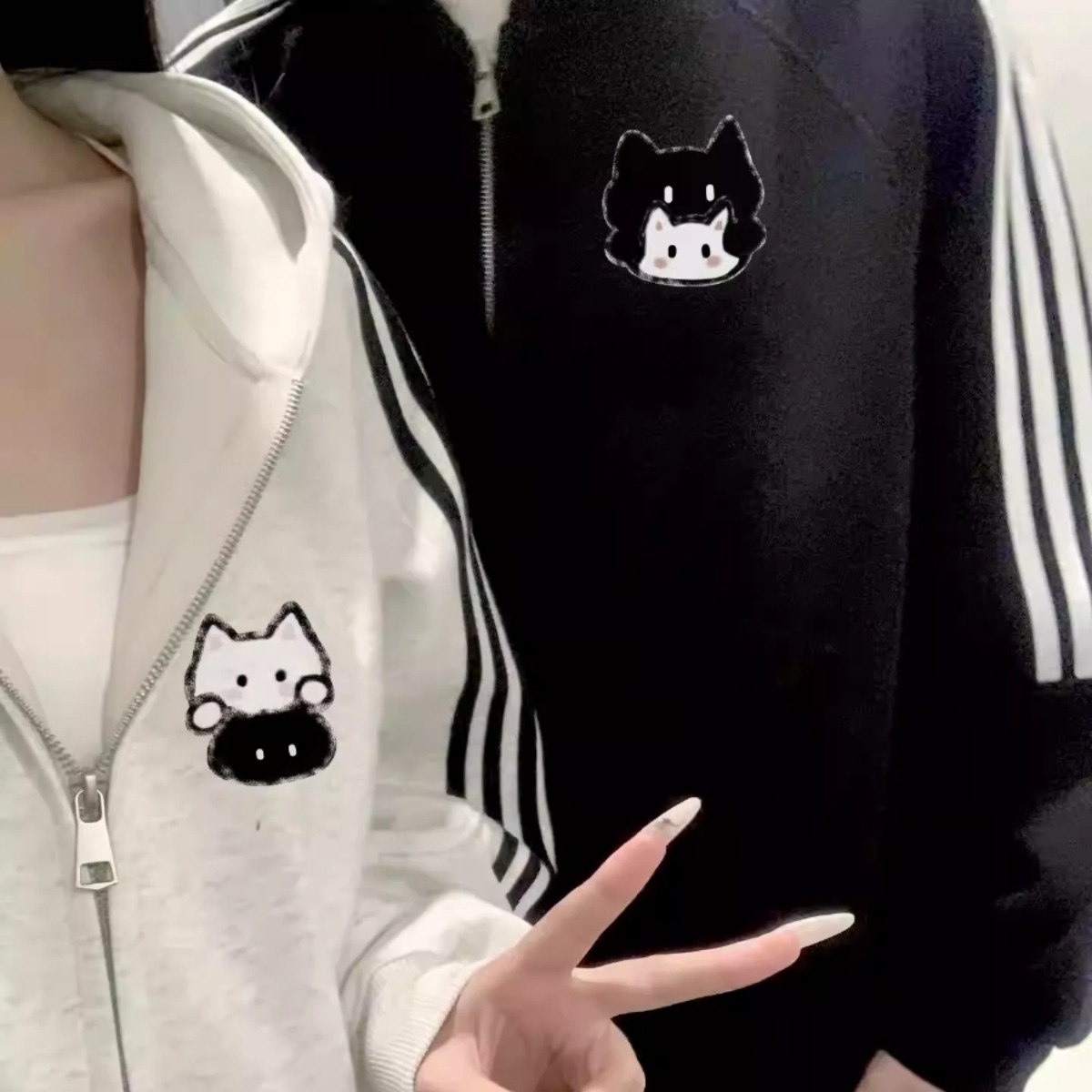 カップルペアルック 寄り添う白黒キャット ジップパーカー