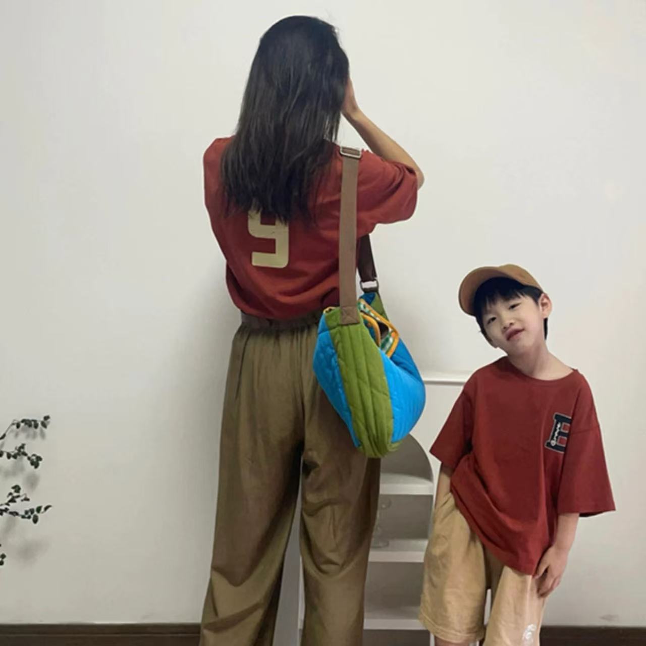 親子ペアルック BアクセントシンプルTシャツ