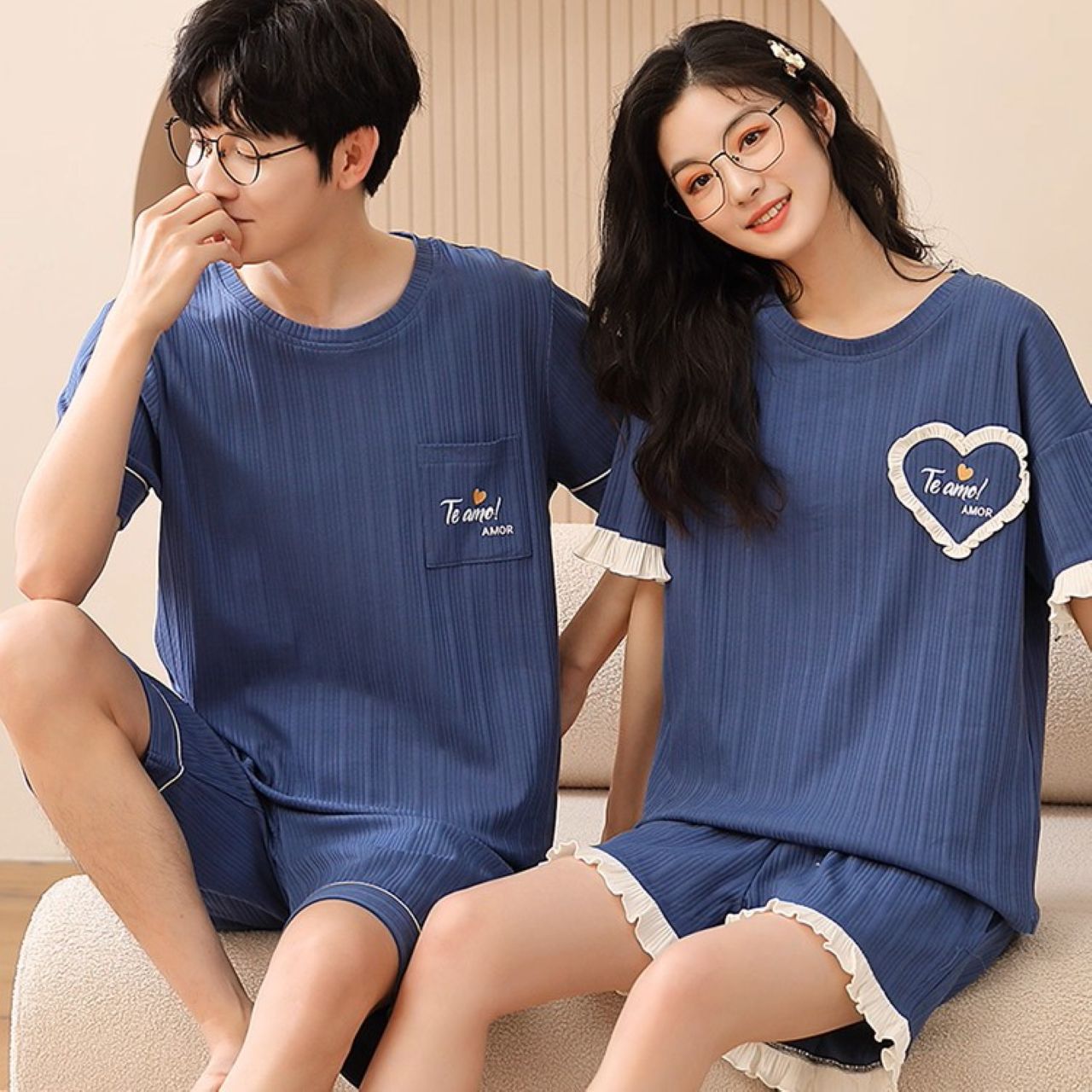 ペアルック シンプルコットンパジャマ（半袖×ショートパンツ、ゆったりサイズ）