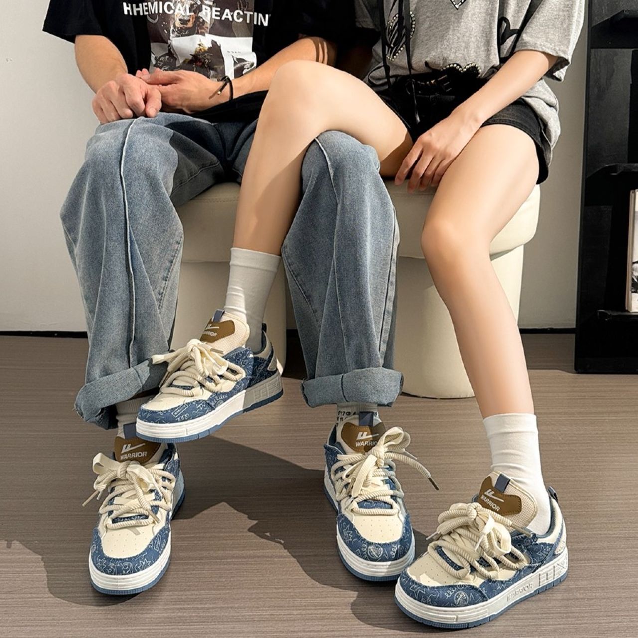 ペアルック 戦士ブランド 厚底カップルスニーカー 男女兼用スポーツカジュアル