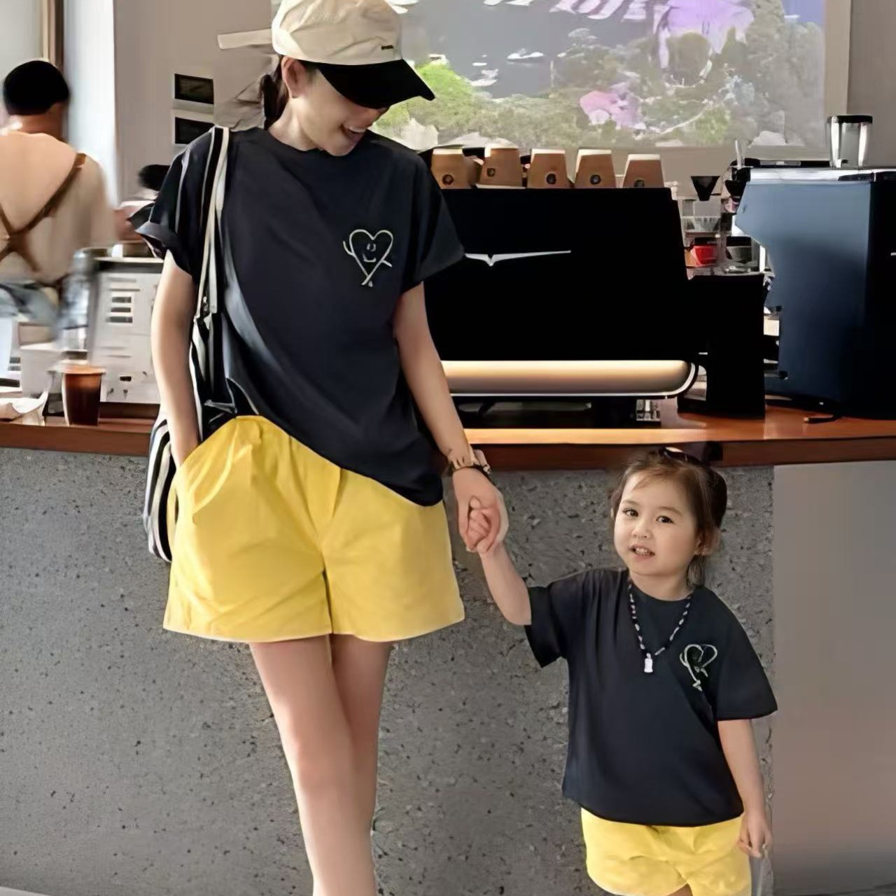 親子ペアルック バックスターTシャツ