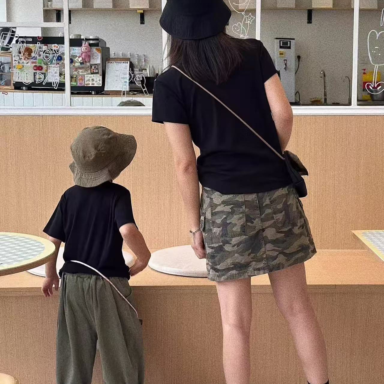 親子ペアルック クロネコTシャツ