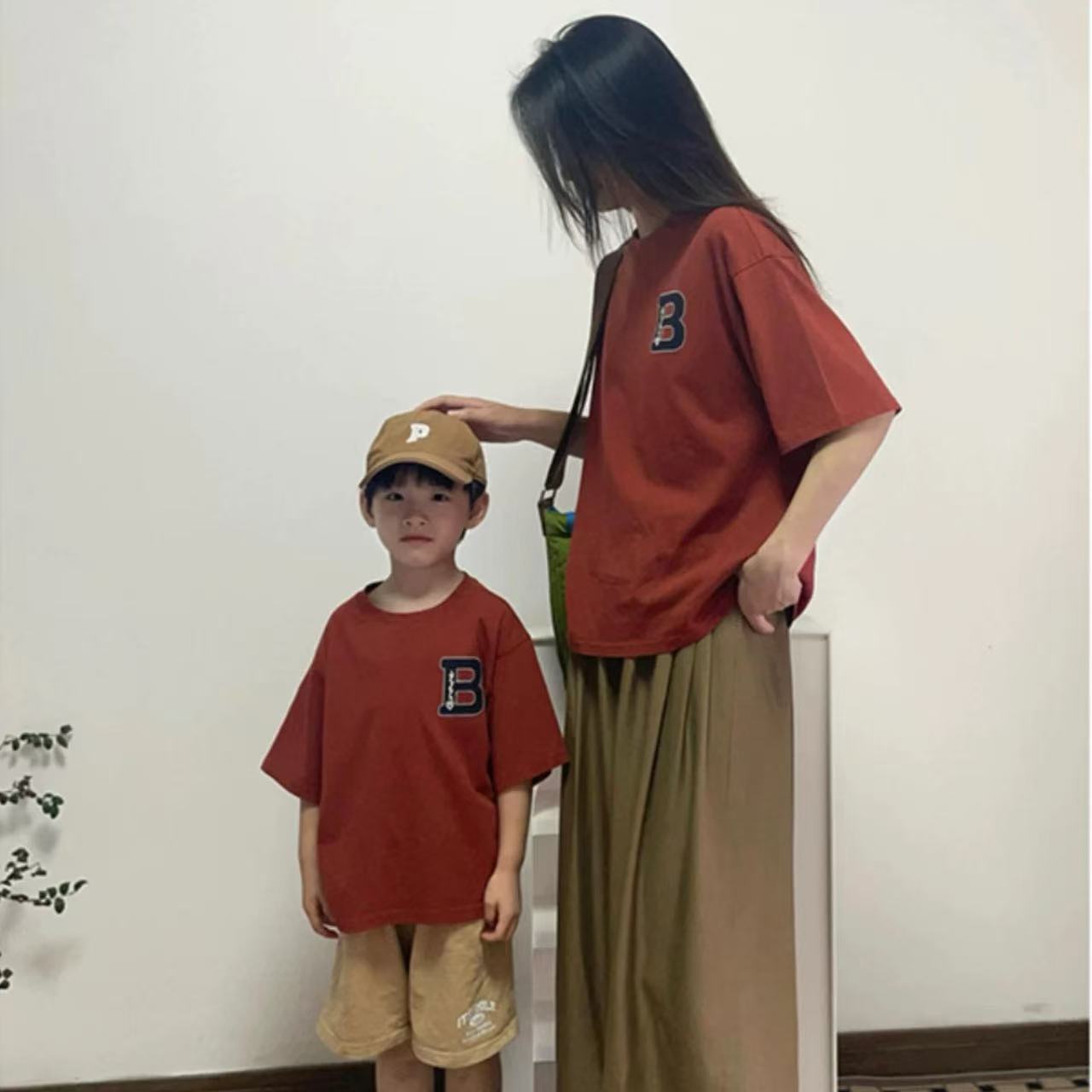 親子ペアルック BアクセントシンプルTシャツ