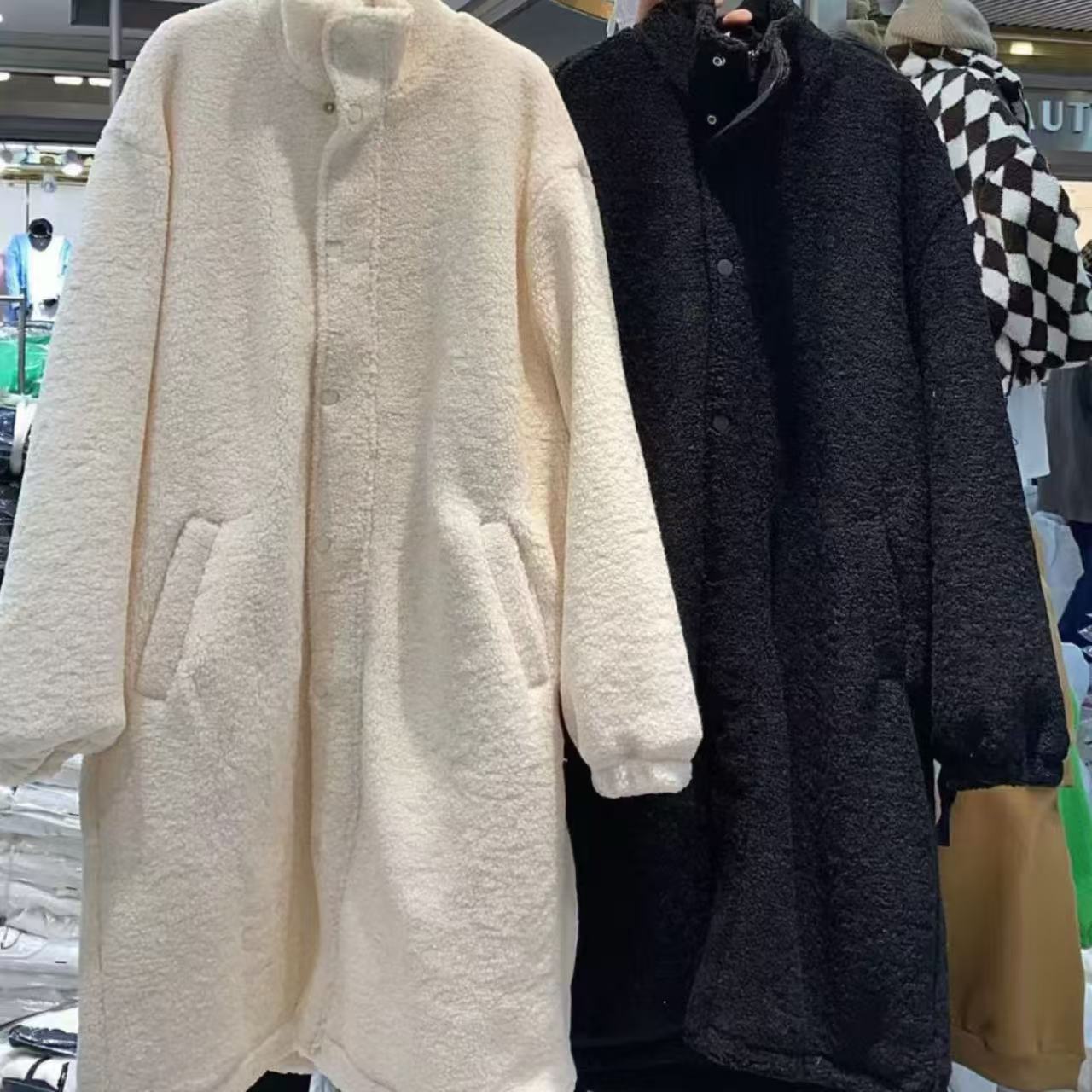 双子コーデ シミラールック コート